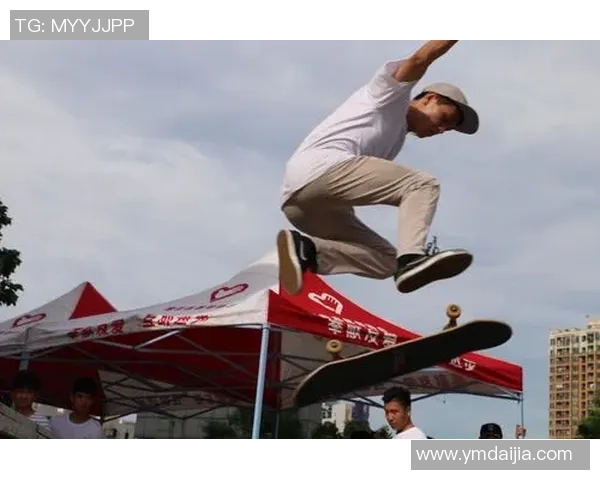 南京滑板队的成长之路:一段青春与梦想交织的纪实故事 南京滑板队的成长之路:一段青春与梦想交织的纪实故事